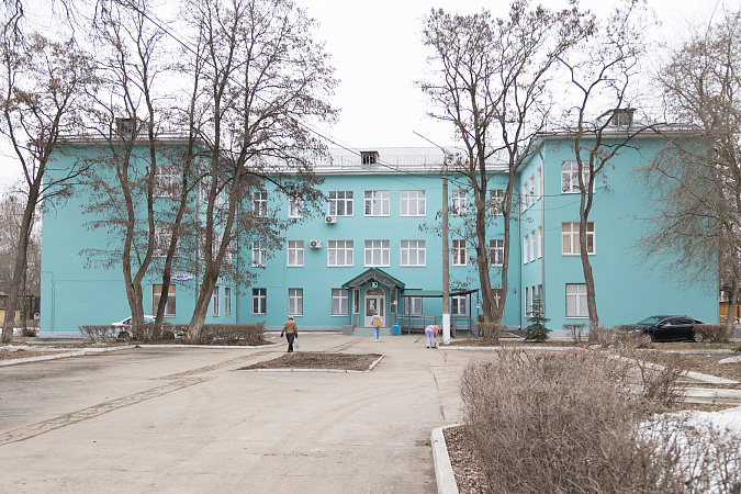 Алексей Дюмин посетил отремонтированную поликлинику Ваныкинской больницы