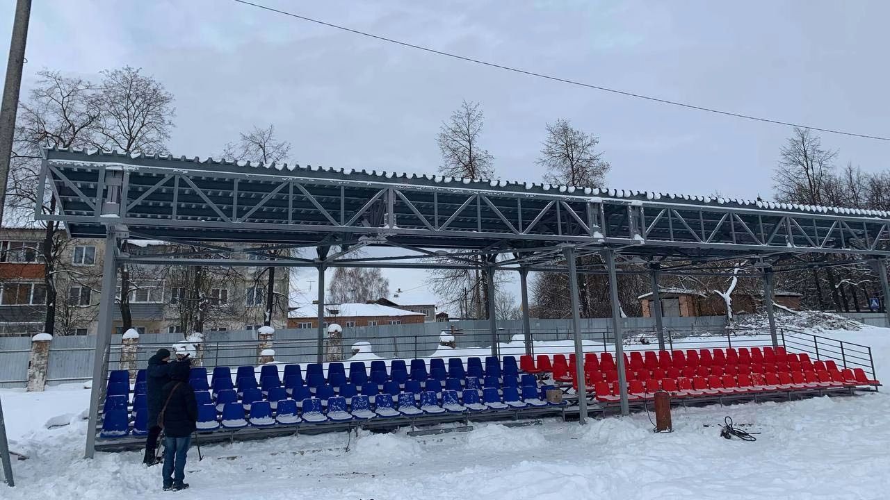 В Белёве завершено оборудование трибун главного стадиона города в рамках проекта "Народный бюджет 2022"